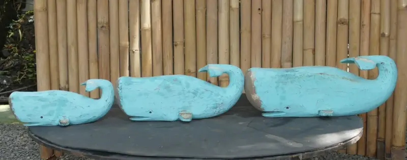 Product image 6 of the product “Whale, wood in turquise. Set of 3; Size L: 48x20x22cm H, Size M:38x18x18cm H, Size S: 30x12x13cm H. ”